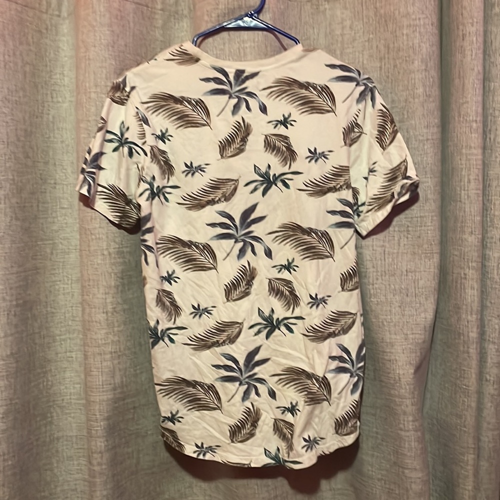 white graphic tee - Picture 2 of 2